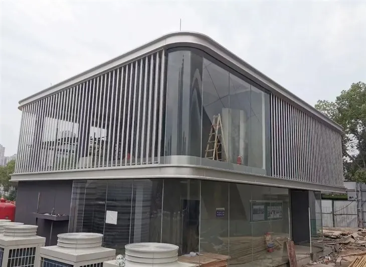 Bent Laminated Glass